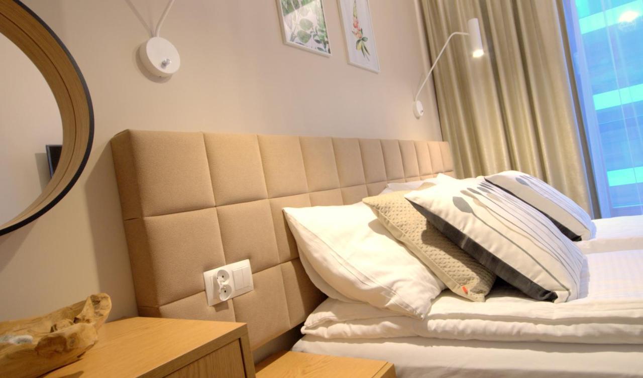 Irs Royal Apartments Apartamenty Irs Bursztynowa Gdańsk Exteriör bild